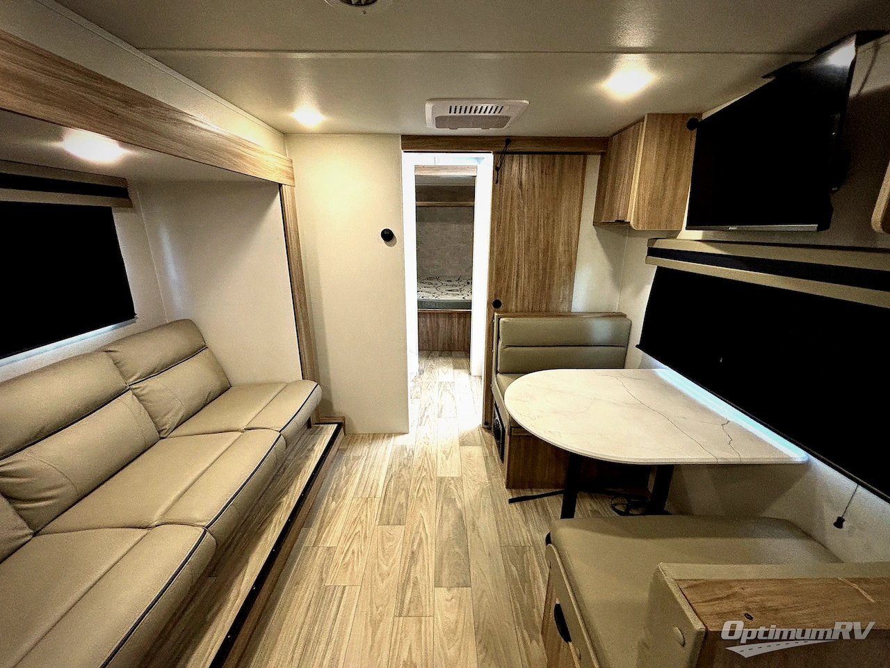 2025 Winnebago M-Series 2326RK Photo 3