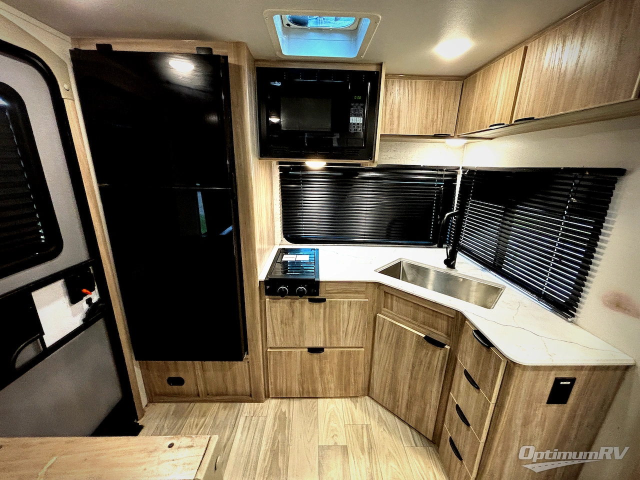 2025 Winnebago M-Series 2326RK Photo 4