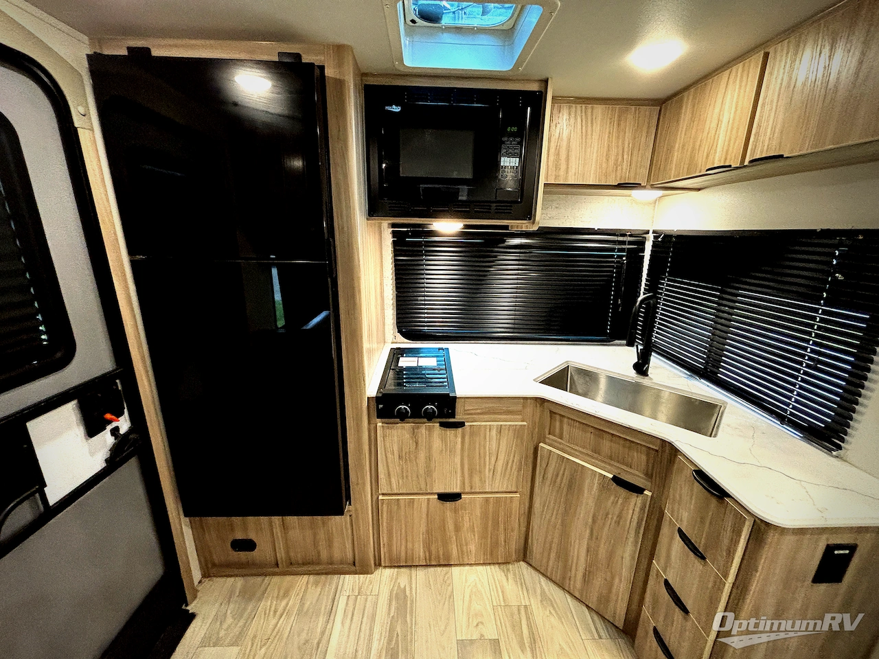2025 Winnebago M-Series 2326RK Photo 11