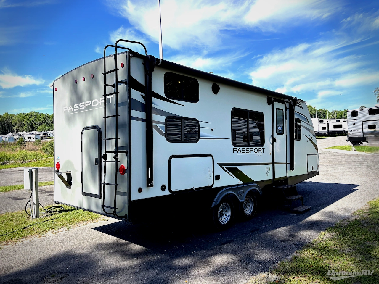 2021 Keystone Passport SL 219BH Photo 2