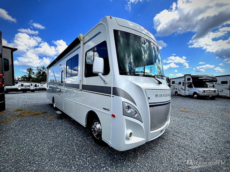 2018 Winnebago Intent 31P RV Photo 1