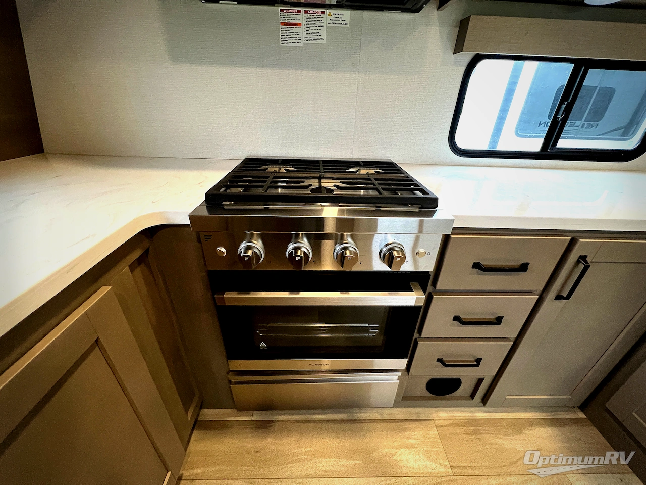 2025 Grand Design Reflection 322FKTS Photo 10