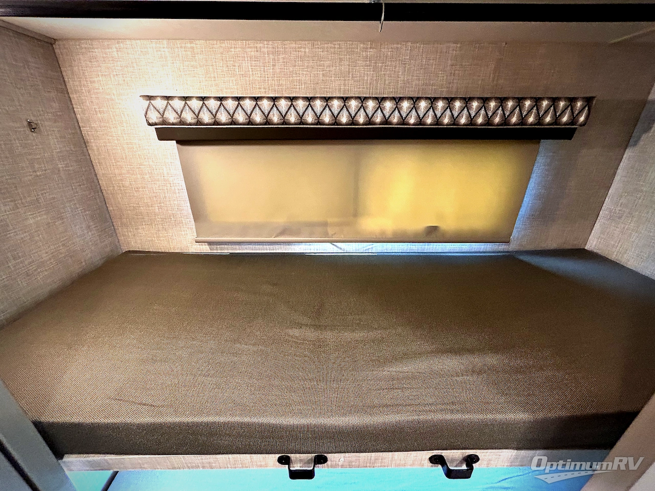 2021 Thor Hurricane 34J Photo 18