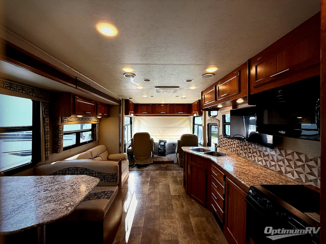 2017 Jayco Alante 31V Photo 5