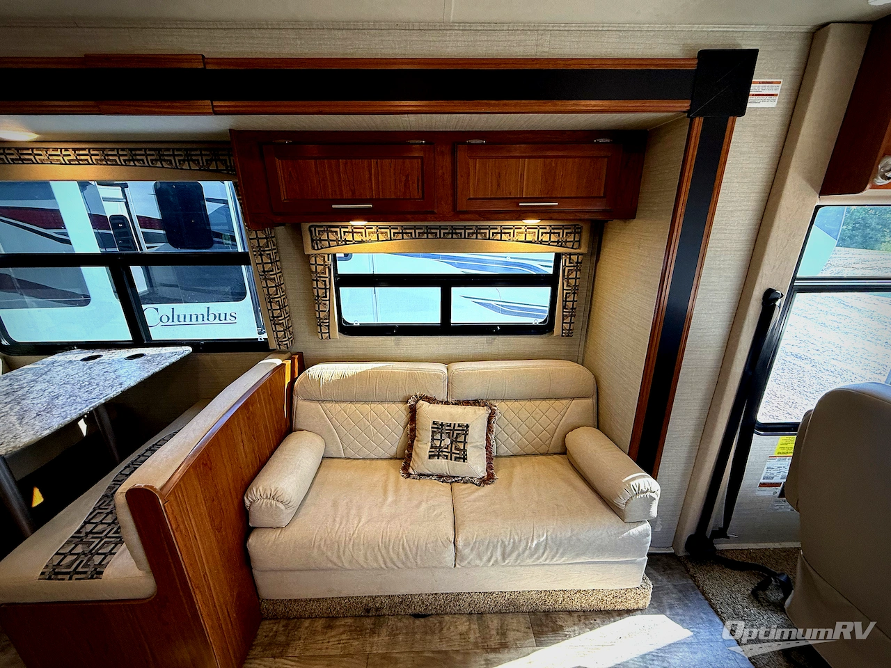 2017 Jayco Alante 31V Photo 6