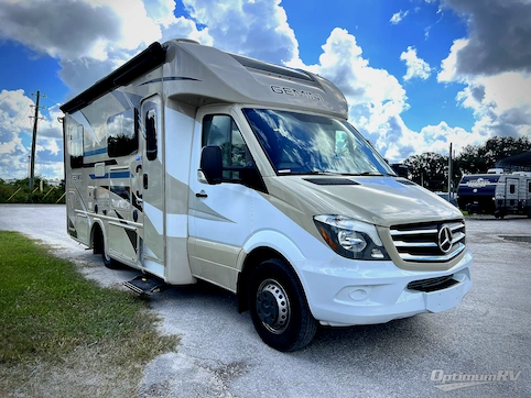 Used 2018 Thor Gemini 24TX Featured Photo