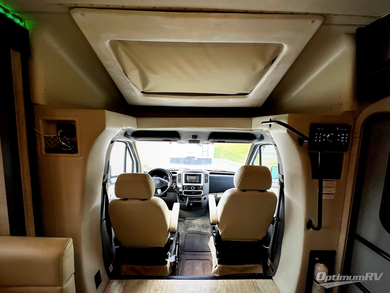 2018 Thor Gemini 24TX Photo 7