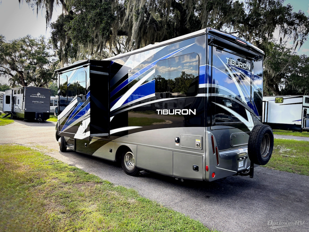 2021 Thor Tiburon Sprinter 24RW Photo 3
