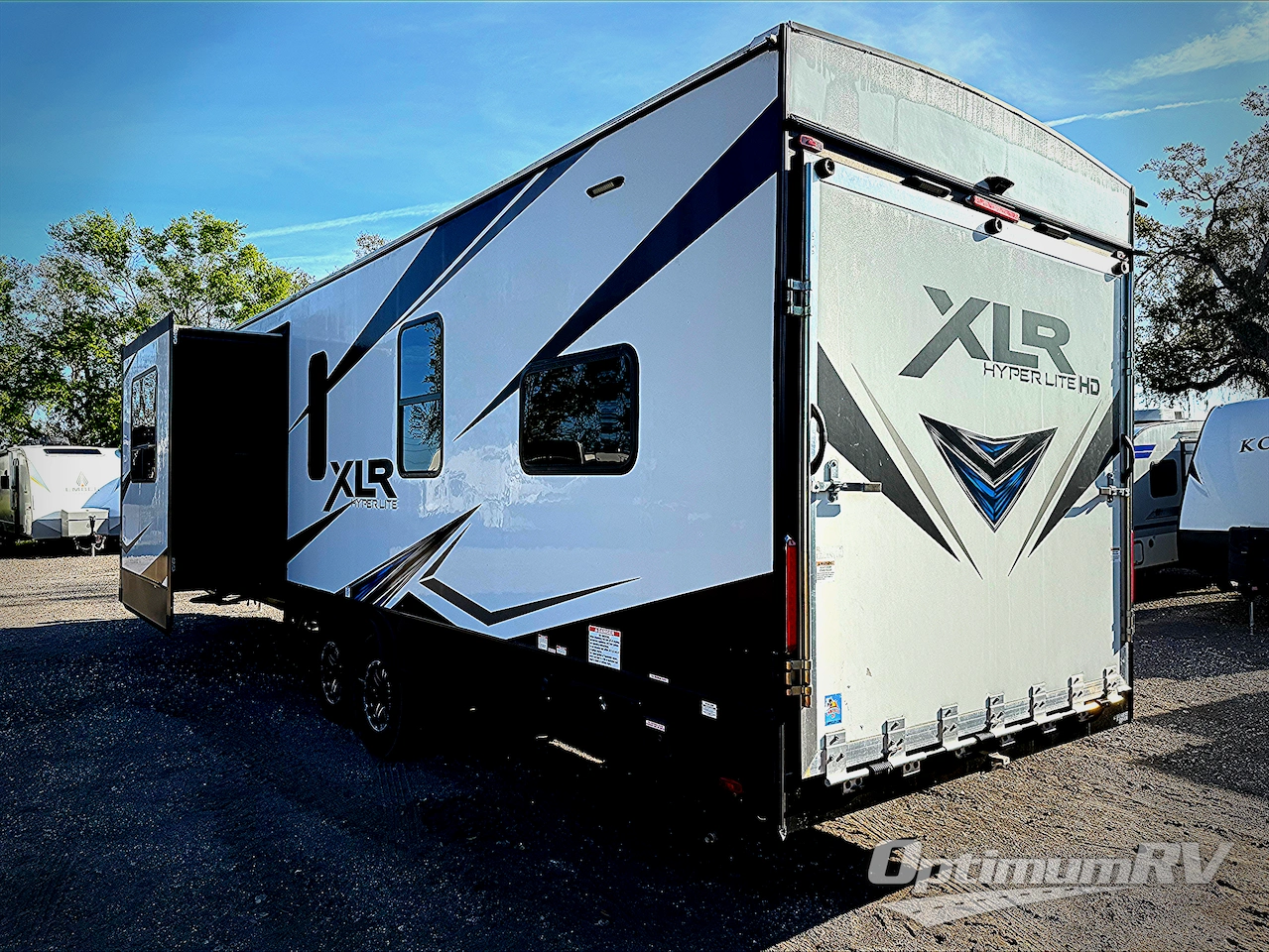 2020 Forest River XLR Hyper Lite 3212 Photo 3