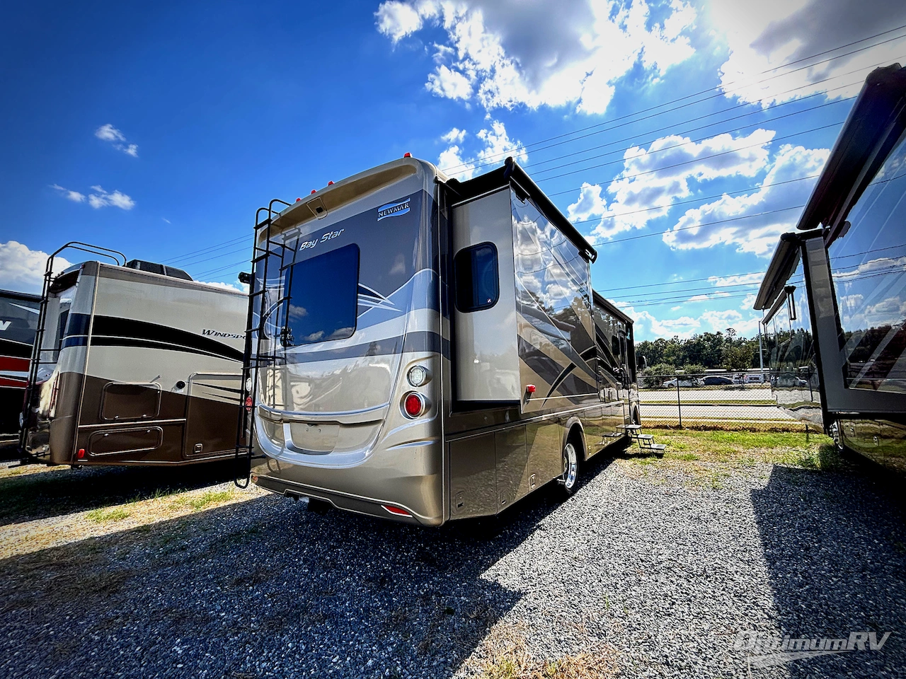 2016 Newmar Bay Star 3124 Photo 2