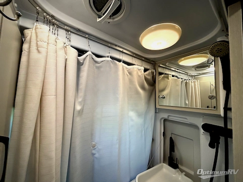 2025 Thor Dazzle 2LB RV Photo 4