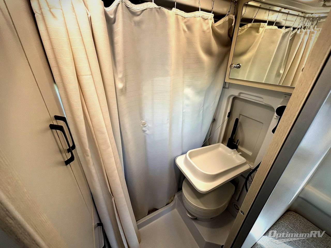 2025 Thor Dazzle 2LB Photo 15