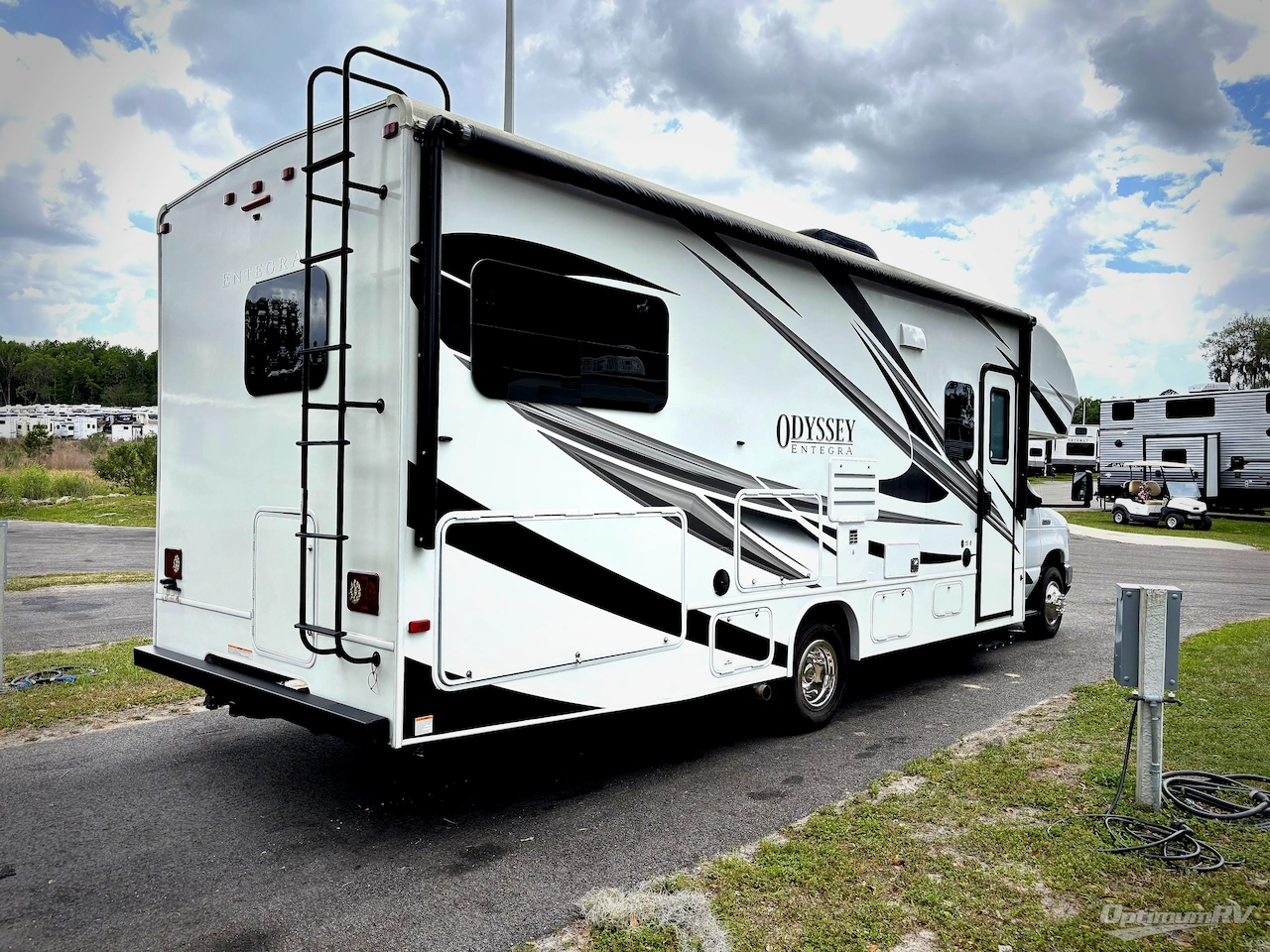 2022 Entegra Odyssey 25R Photo 2