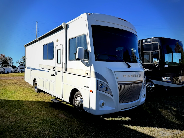 2018 Winnebago Intent 29L RV Photo 1