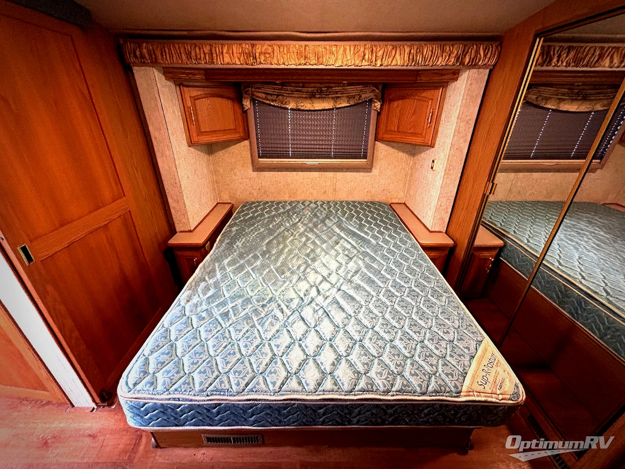 1999 Fleetwood Pace Arrow 36Z Photo 21