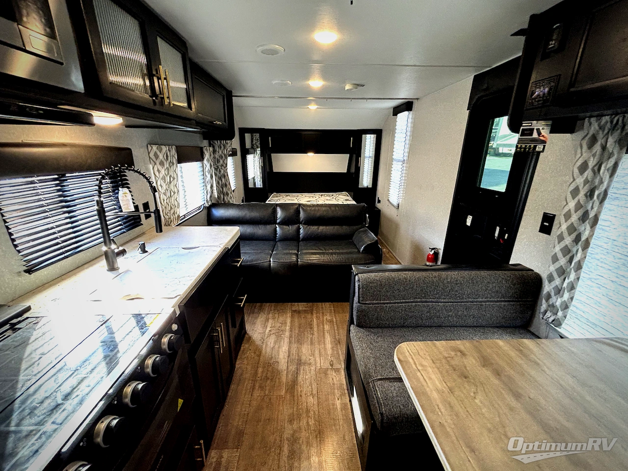 2022 Forest River Cherokee Grey Wolf 26DJSE Photo 4