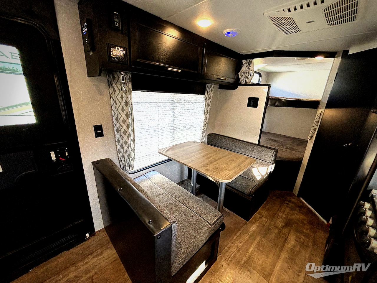 2022 Forest River Cherokee Grey Wolf 26DJSE Photo 9