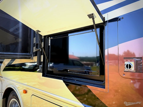 2014 Thor Palazzo 36 1 RV Photo 4