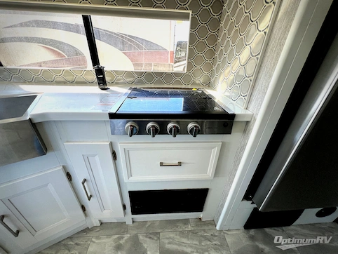 2021 Coachmen Encore 325SS RV Photo 3