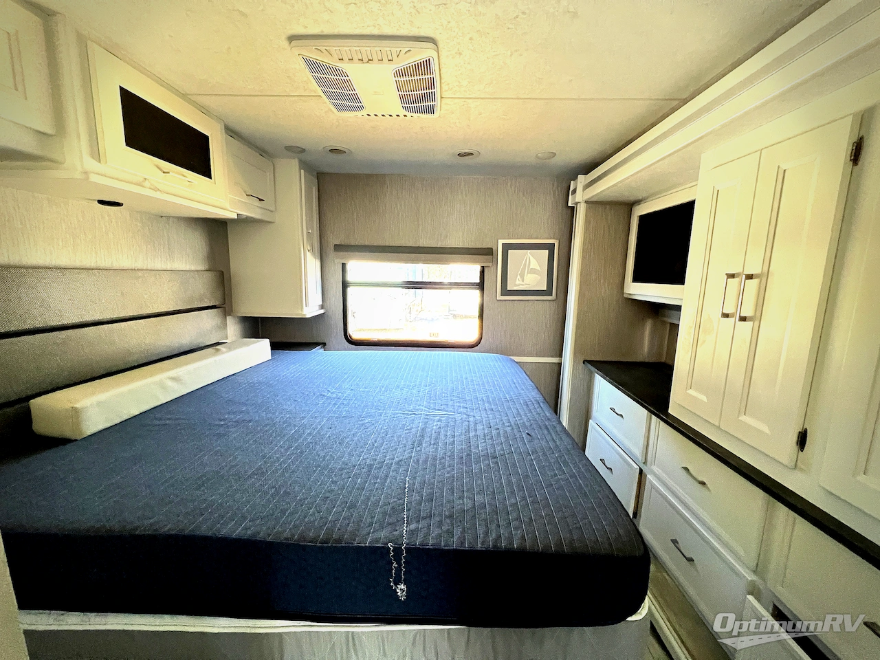 2021 Coachmen Encore 325SS Photo 20