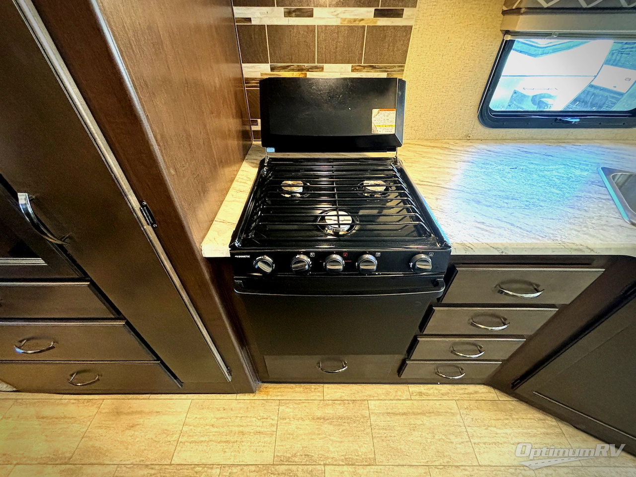 2020 Thor Freedom Traveler 30A Photo 10