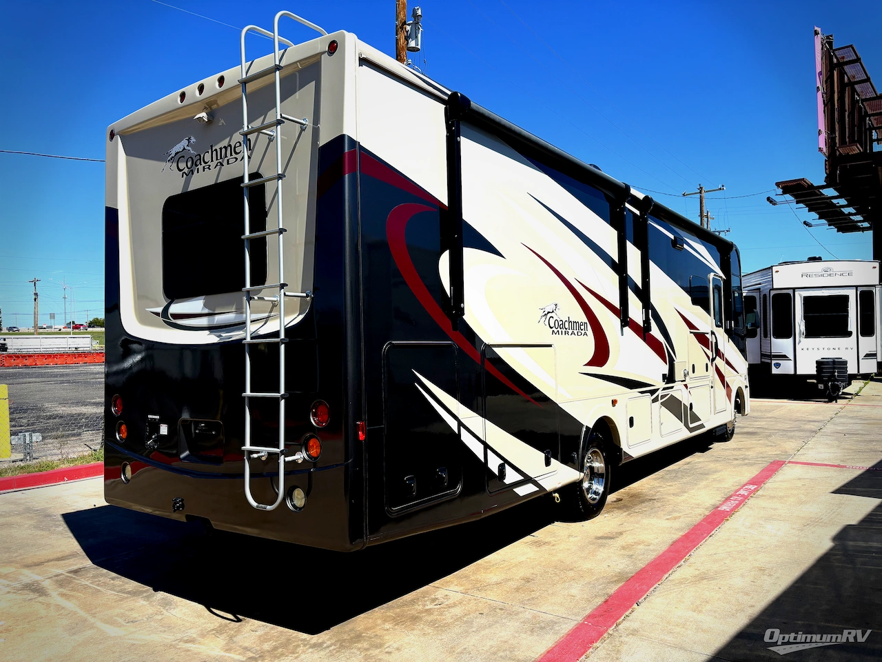2021 Coachmen Mirada 32SS Photo 2