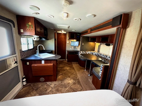2014 Heartland North Trail 21FBS RV Photo 2