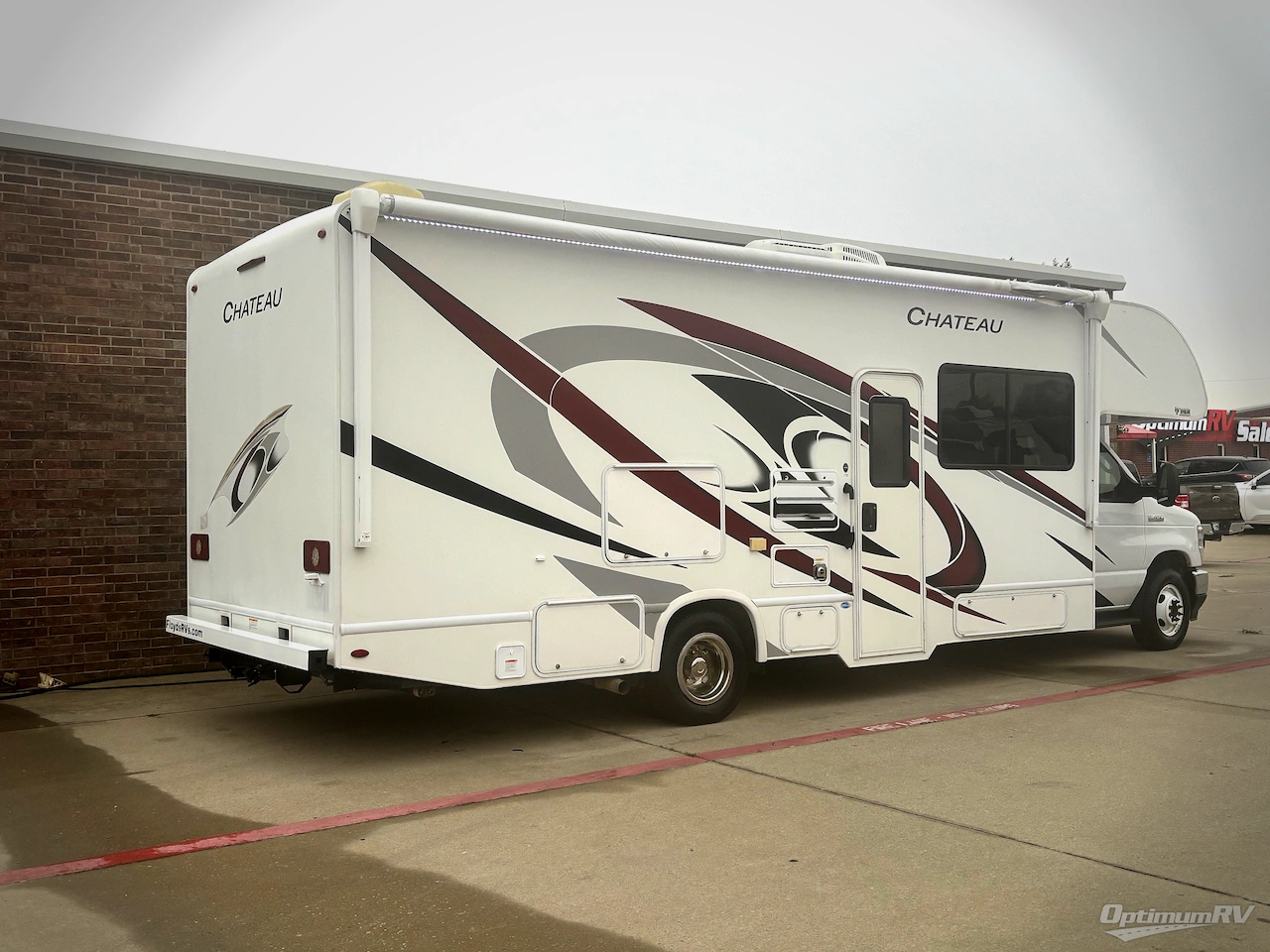 2022 Thor Chateau 27R Photo 2