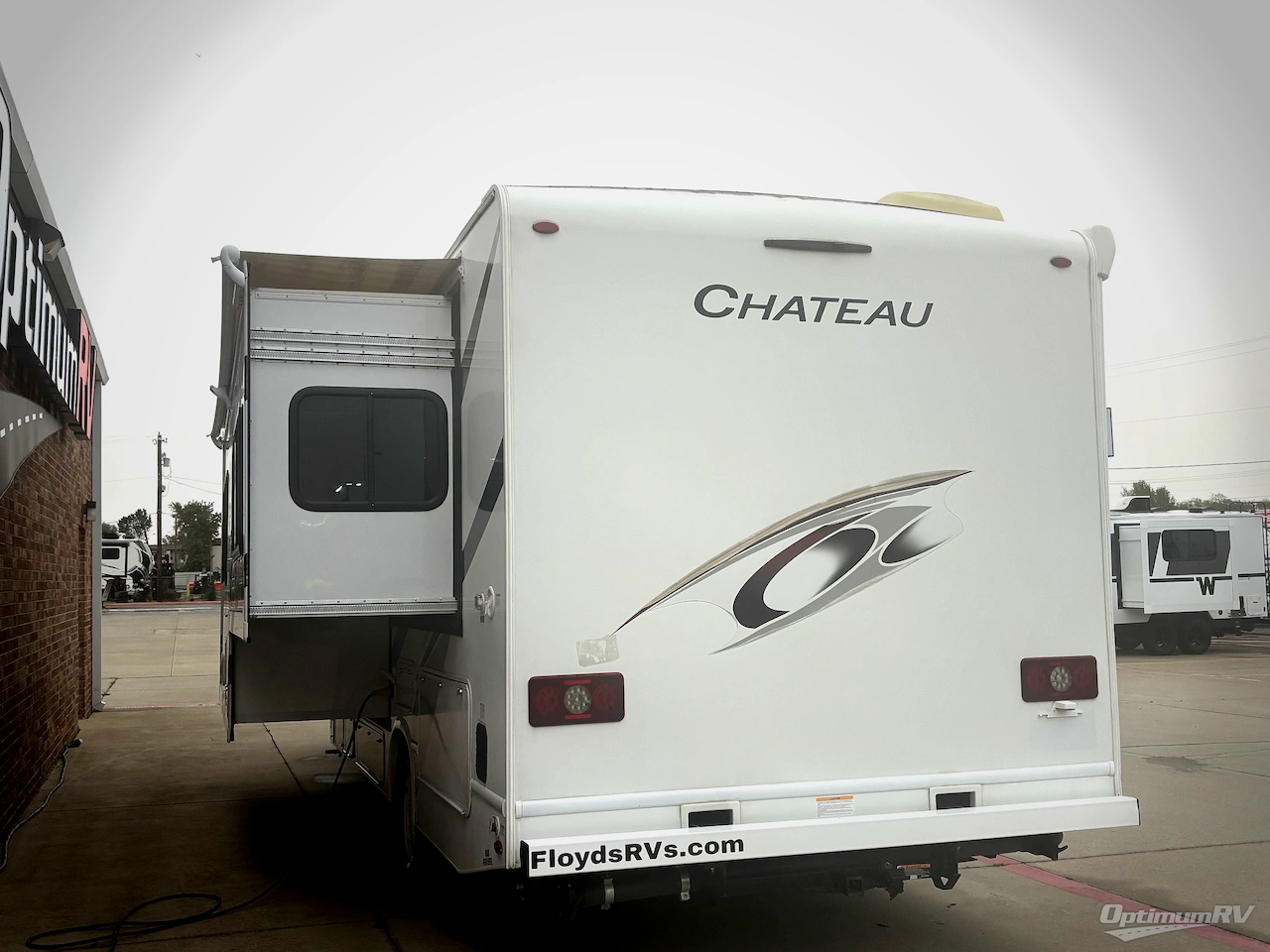 2022 Thor Chateau 27R Photo 3