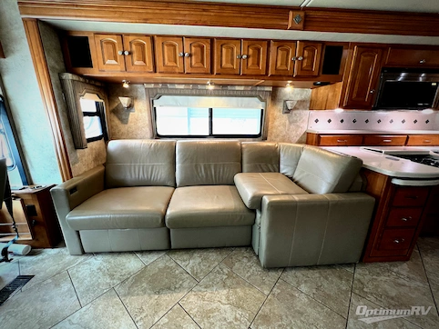 2011 Winnebago Journey 40U RV Photo 2