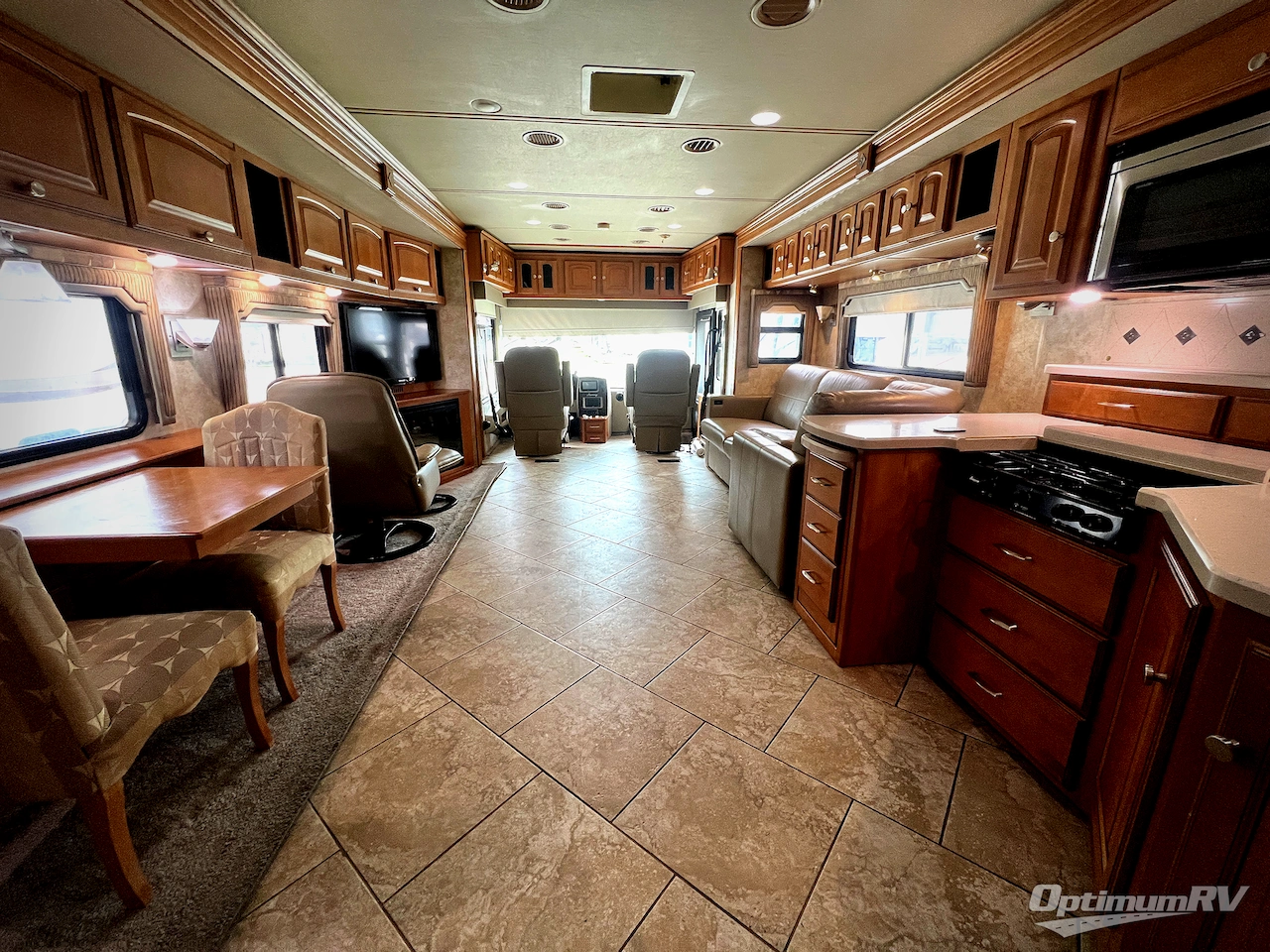 2011 Winnebago Journey 40U Photo 4