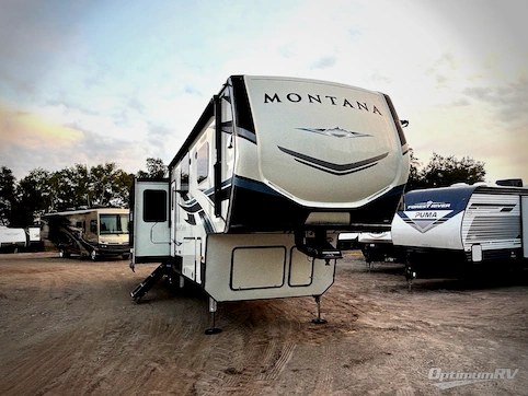 Used 2021 Keystone Montana 3231CK Featured Photo