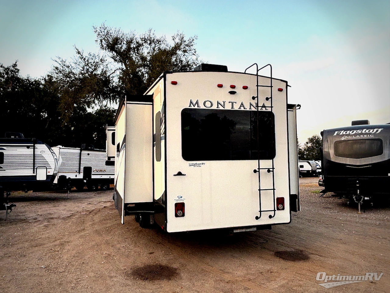 2021 Keystone Montana 3231CK Photo 3