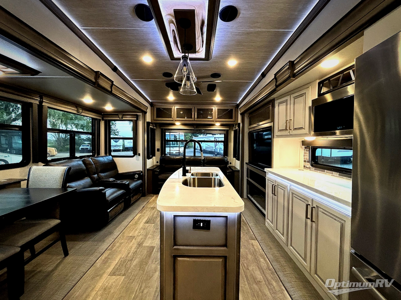 2021 Keystone Montana 3231CK Photo 4