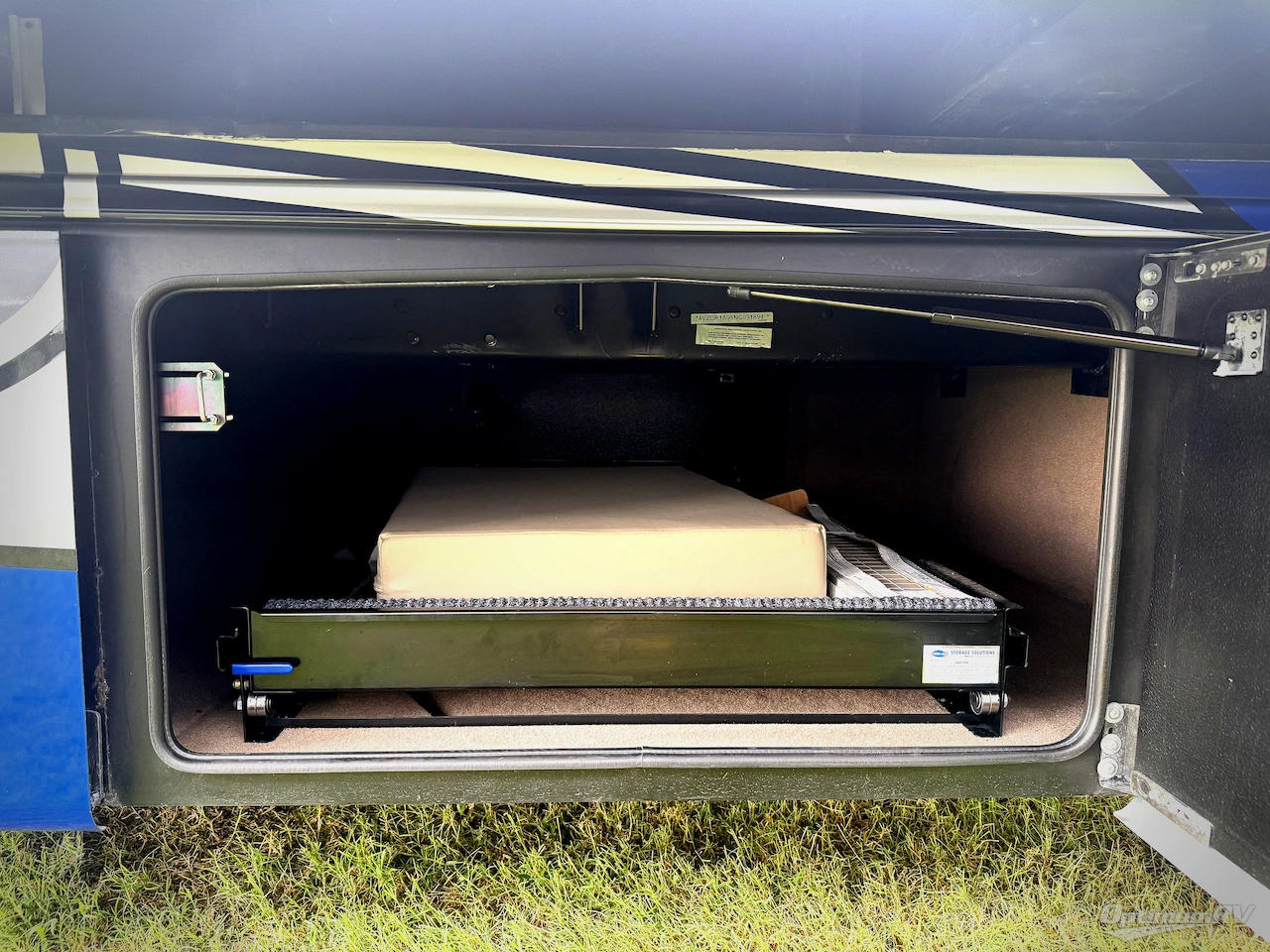 2022 Jayco Embark 39BH Photo 32