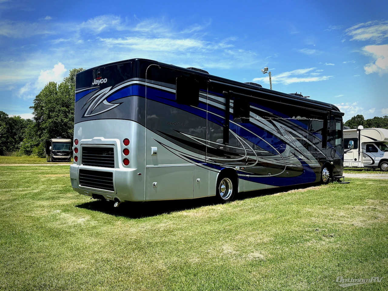 2022 Jayco Embark 39BH Photo 2