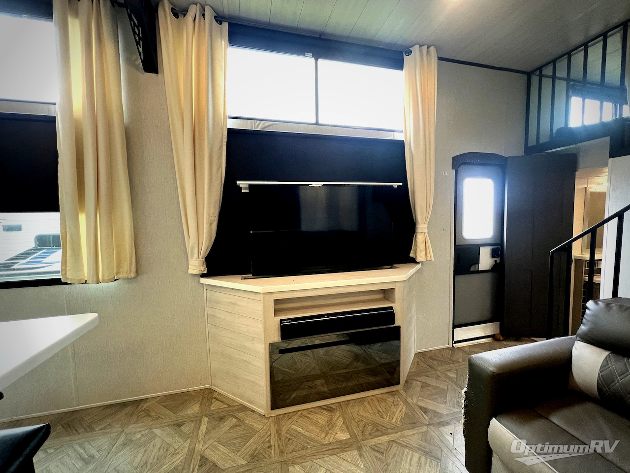 2024 Forest River Salem Grand Villa 42VIEW Photo 7