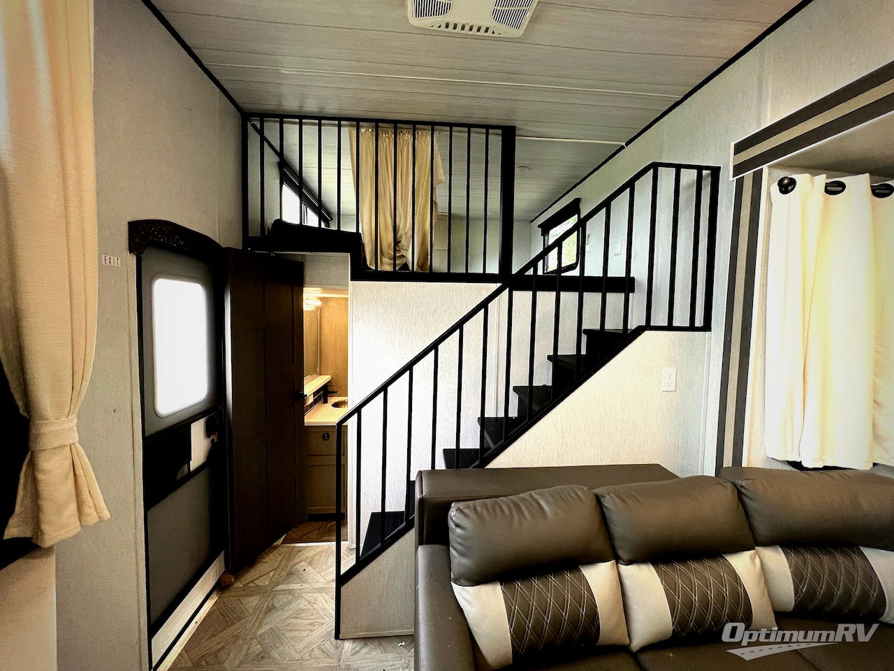 2024 Forest River Salem Grand Villa 42VIEW Photo 13