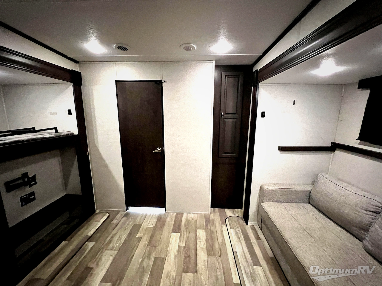 2023 Shasta Phoenix 367BH Photo 26