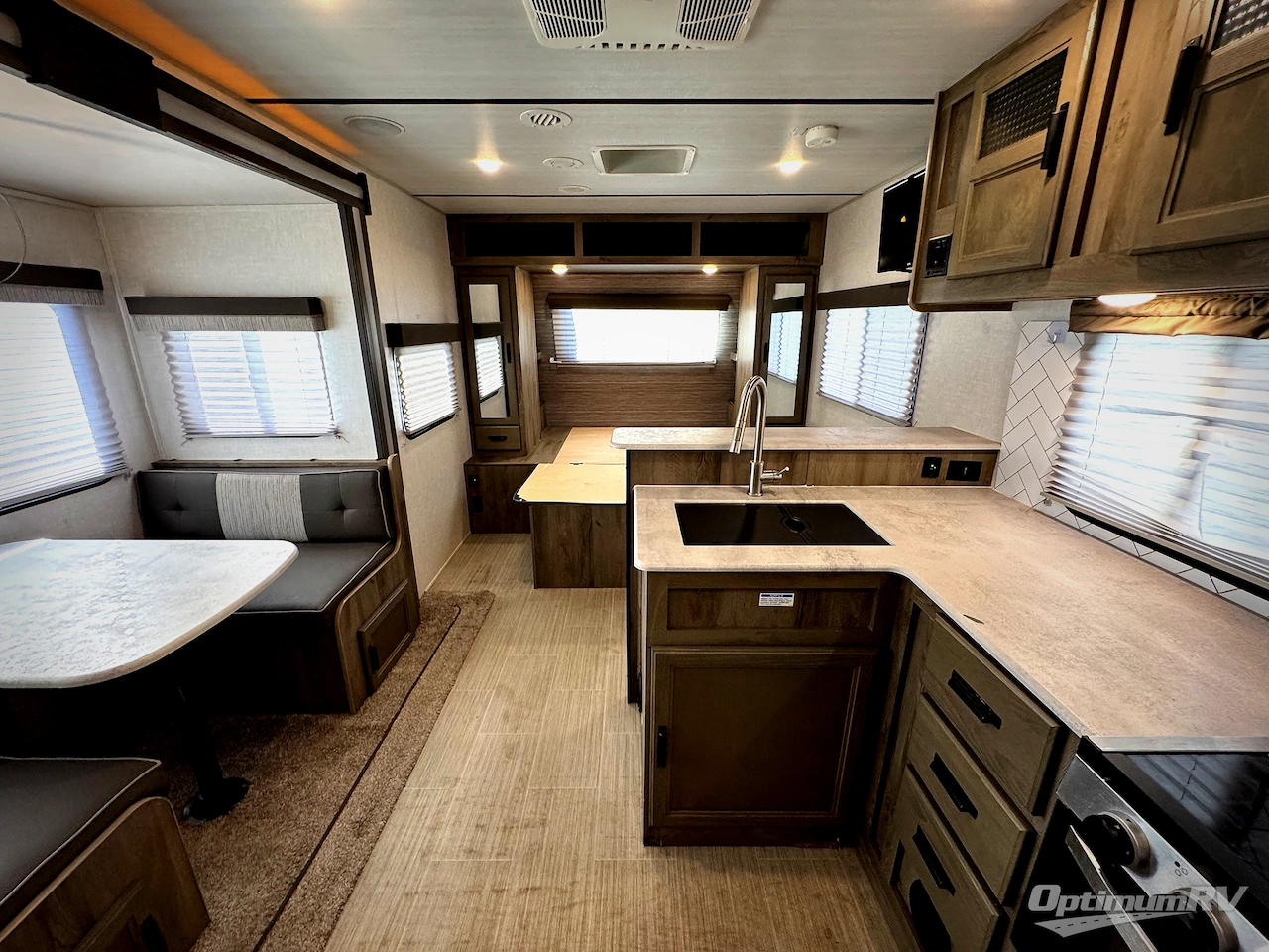 2021 Forest River Surveyor 202RBLE Photo 5