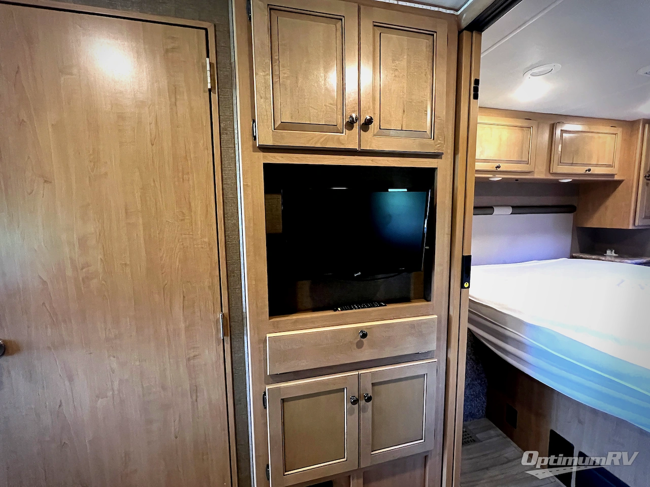 2019 Thor Windsport 34J Photo 21