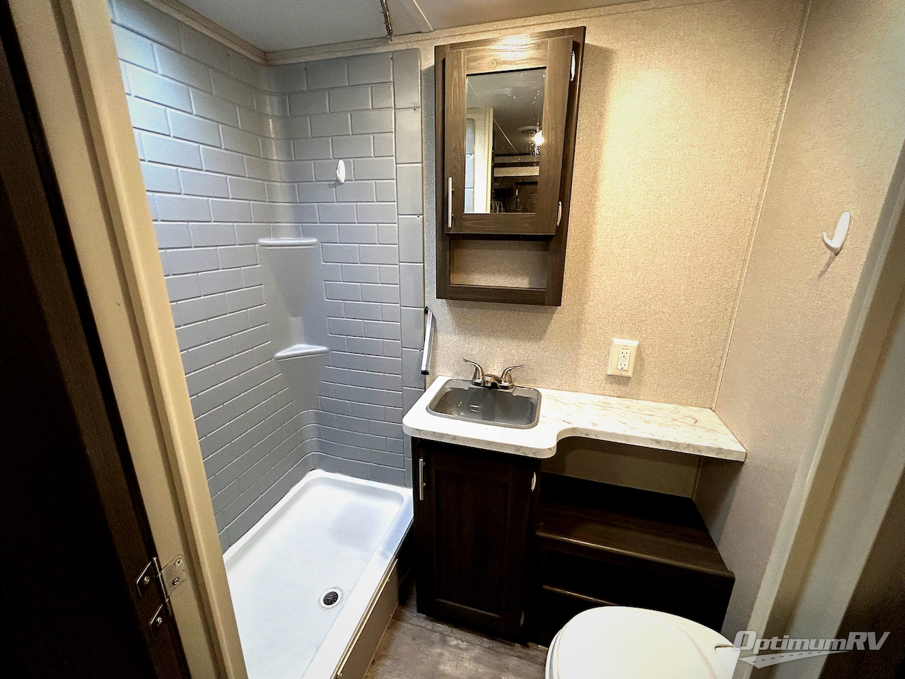 2020 Shasta Shasta 26FK Photo 13