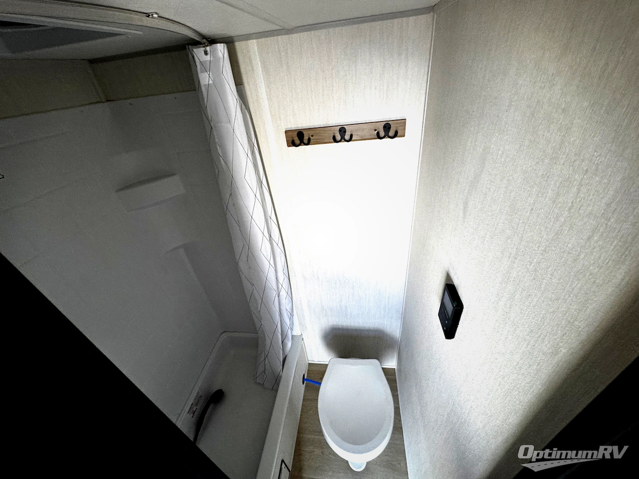 2026 Forest River Cherokee Wolf Pup Black Label 18RJBWBL Photo 5