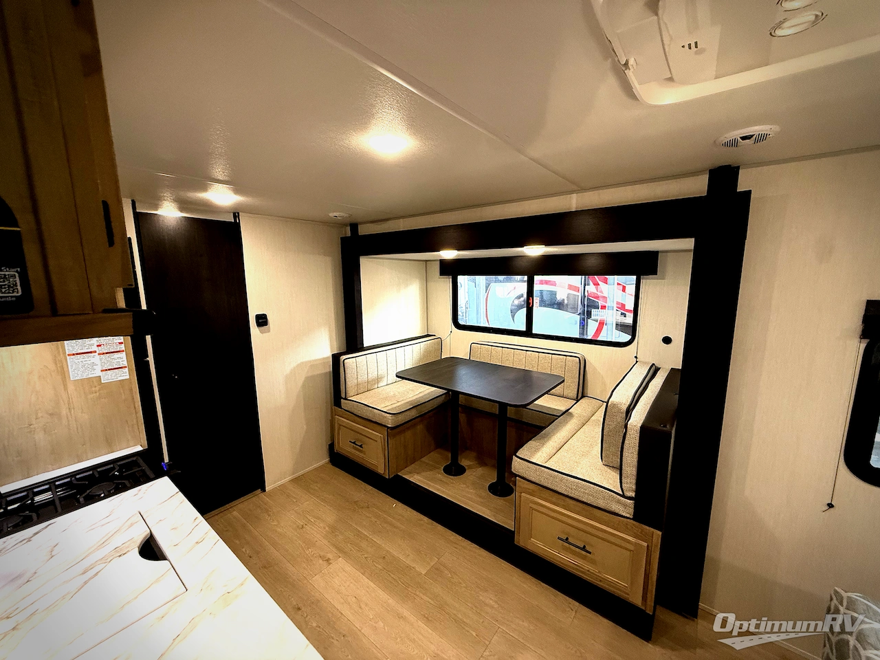 2026 Forest River Cherokee Wolf Pup 16KHW Photo 4