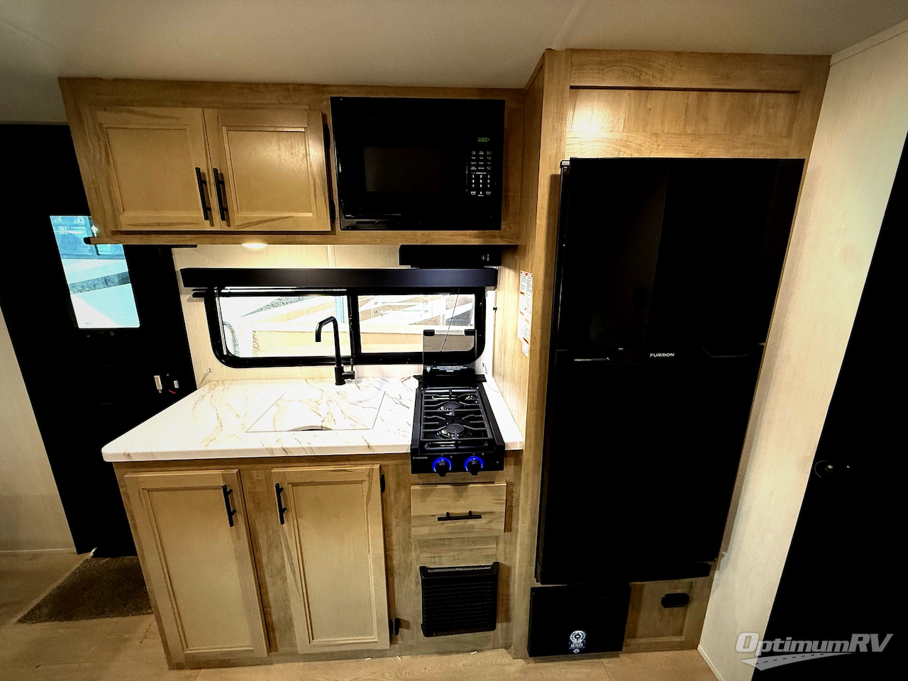 2026 Forest River Cherokee Wolf Pup 16KHW Photo 9