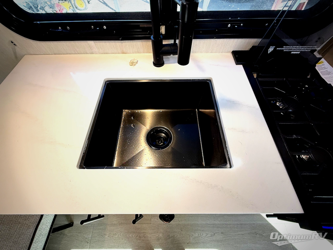 2026 Forest River Cherokee Wolf Pup Black Label 18RJBWBL Photo 9