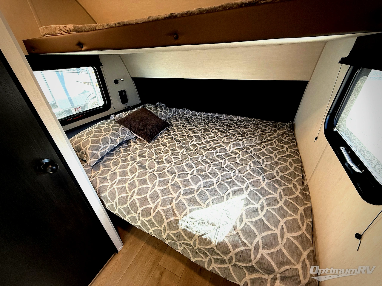 2026 Forest River Cherokee Wolf Pup Black Label 18RJBWBL Photo 13