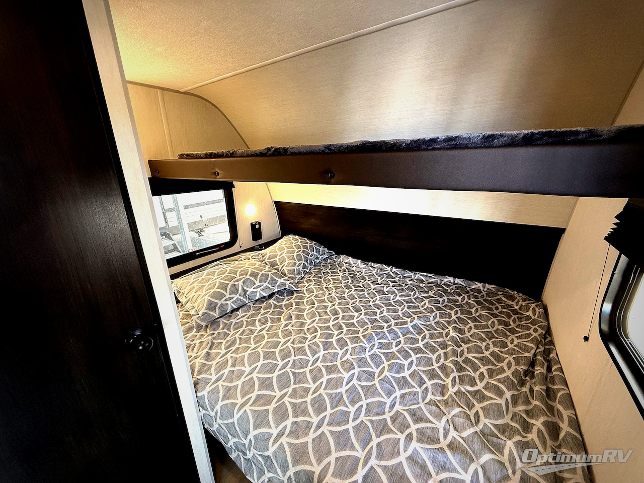 2026 Forest River Cherokee Wolf Pup 18RJBW Photo 14