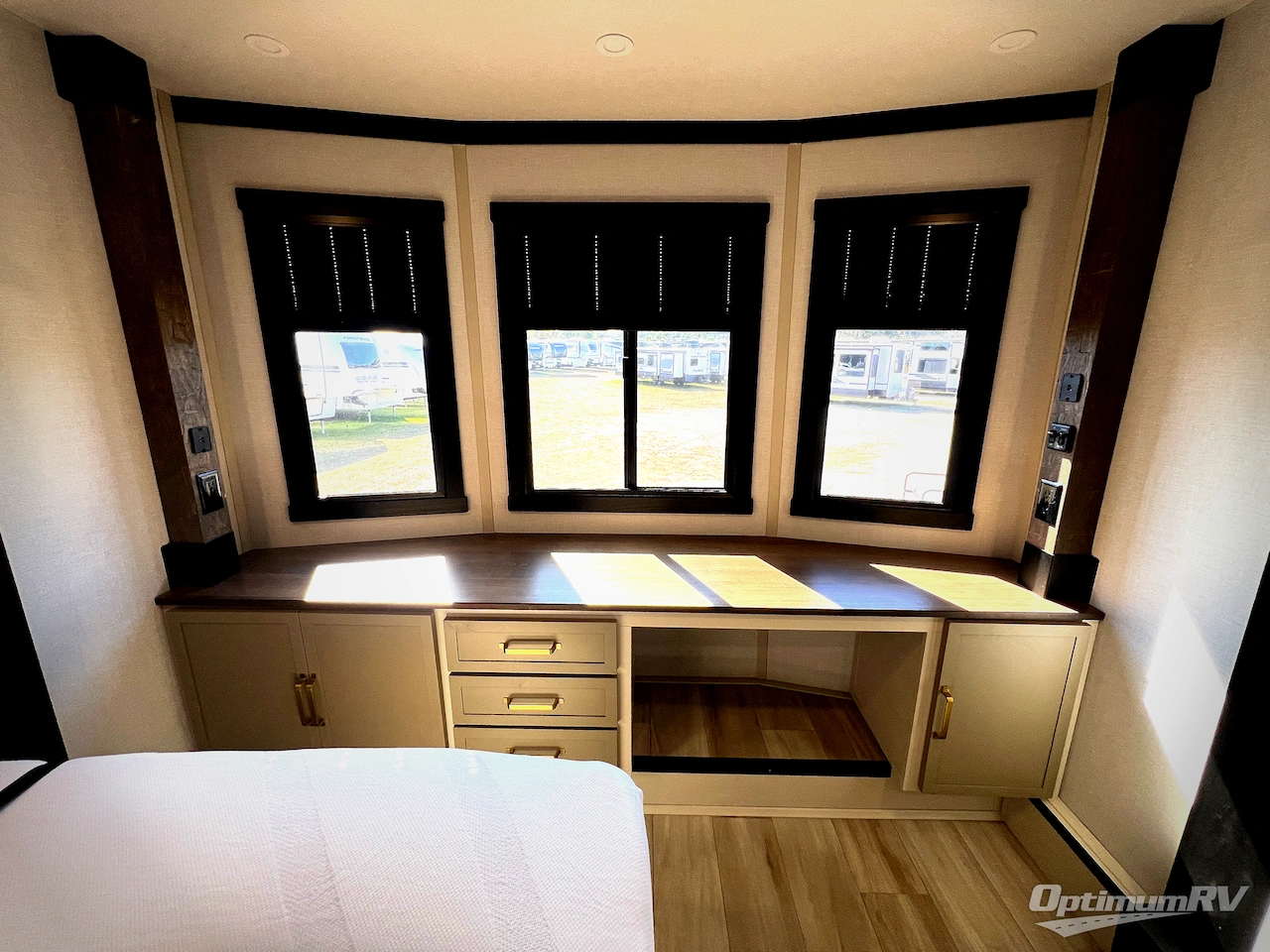 2025 Forest River Wildwood Heritage Glen ROOST43 Photo 21