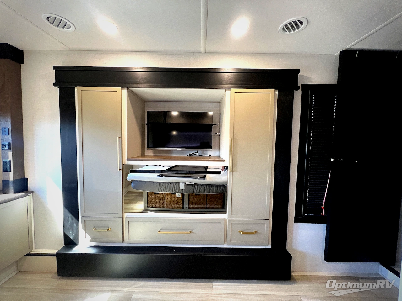 2025 Forest River Wildwood Heritage Glen ROOST43 Photo 22